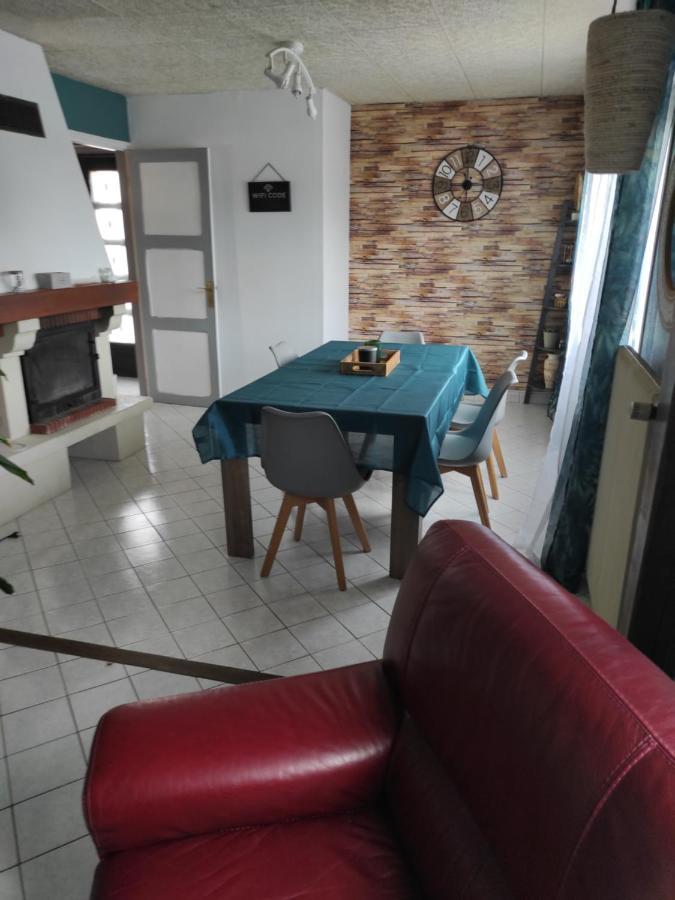 Maison De Village Avec Exterieur Oysonville Dış mekan fotoğraf